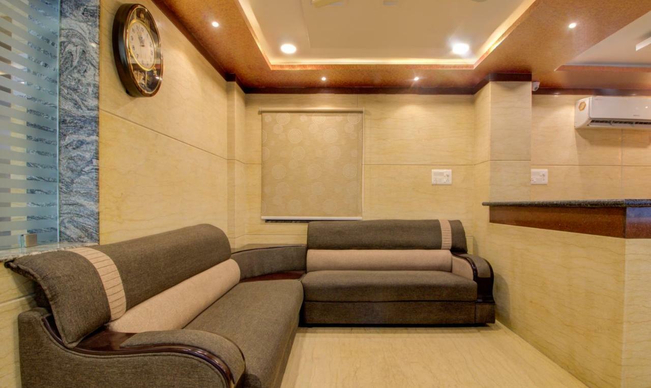 Treebo Sls Grand Ξενοδοχείο Τιρουπάτι Εξωτερικό φωτογραφία